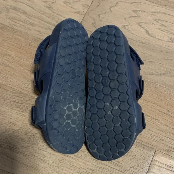 Cat & Jack Dark Blue Double-Buckle Kids Sandals Size 11 - Picture 4 of 5